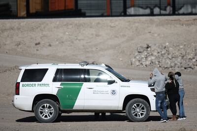 Aumenta cruce de migrantes en la frontera