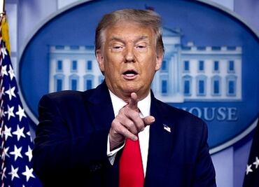 Trump ordena a empresas en EU finalizar operaciones con WeChat en los próximos 45 días