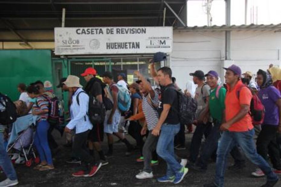 Liberan tránsito a mil 500 centroamericanos para viacrucis migrante