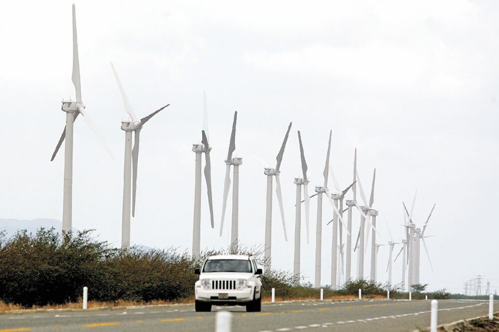 La energía eólica tiene una capacidad de generación de 2 mil 700 megawatts, destacó la UNEF (ARCHIVO EL UNIVERSAL)