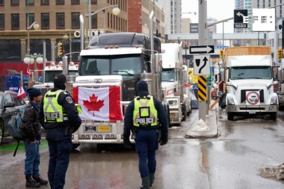 Protestas de camioneros antivacunas de Canadá y EU afectarán cadenas de producción de América del Norte 