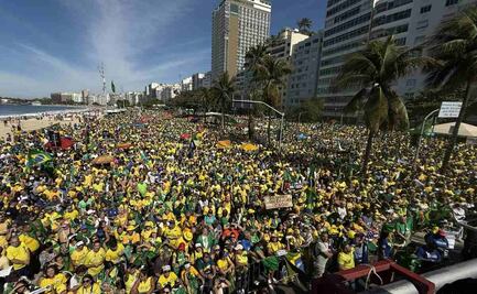 Simpatizantes de Bolsonaro realizan manifestación en Copacabana; piden amnistía para los acusados de golpe