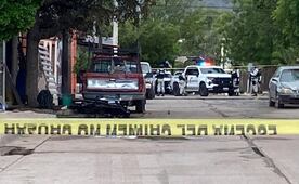Atacan a balazos e incendian vivienda en Culiacán, Sinaloa; un hombre muere y dos mujeres resultan heridas