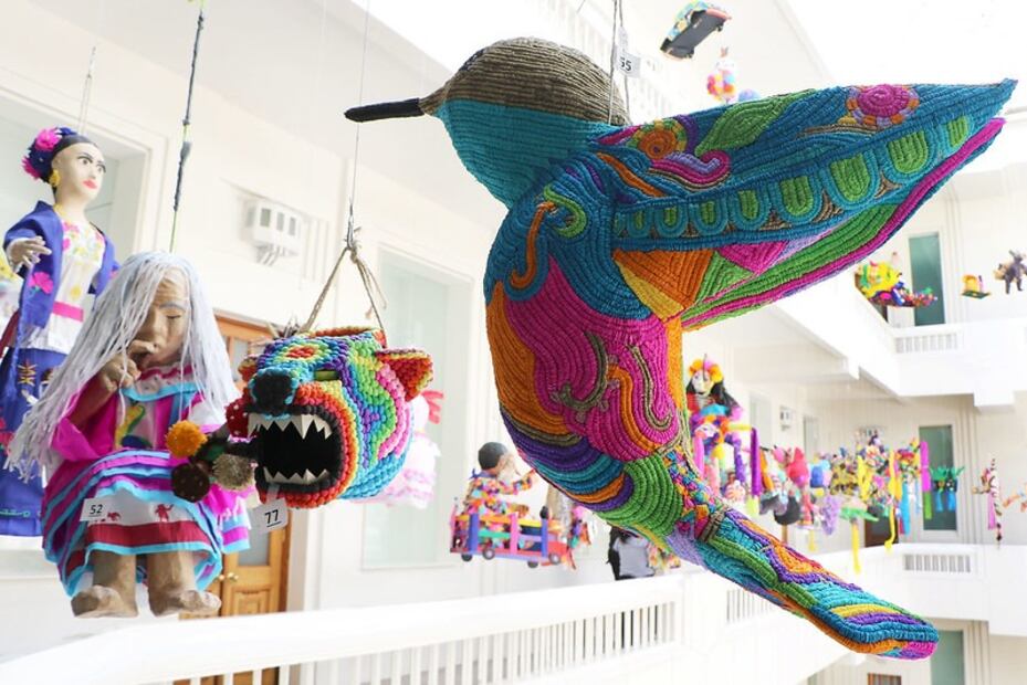 El Museo de Arte Popular celebra la diversidad artesanal de las piñatas con una muestra especial. Foto: Secretaría de Cultura