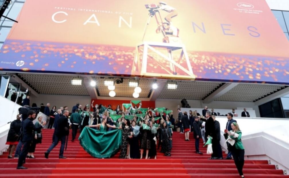 Cannes se viste de verde a favor del aborto