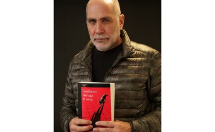 Tres libros para conocer más la obra de Guillermo Arriaga, Premio Alfaguara 2020