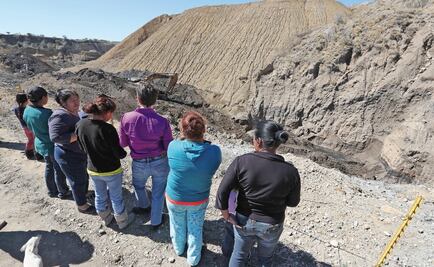 Mexican tycoon warns of risky search for bodies from 2006 mine blast