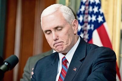 Pence usó correo privado para asuntos oficiales: diario