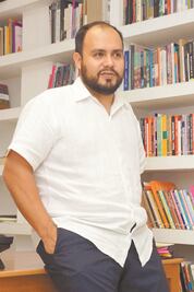 Lanza Almadía colección de reimpresiones