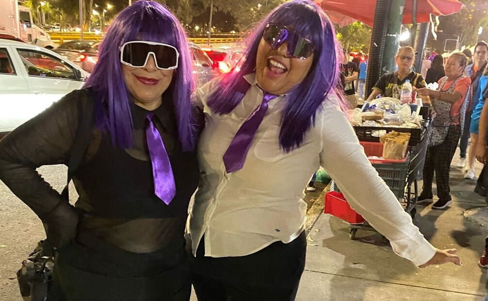 Para Ana y Liliana las canciones de Shakira forman parte de los momentos más emotivos de sus vidas. Foto: Marlem Suárez/ EL UNIVERSAL.