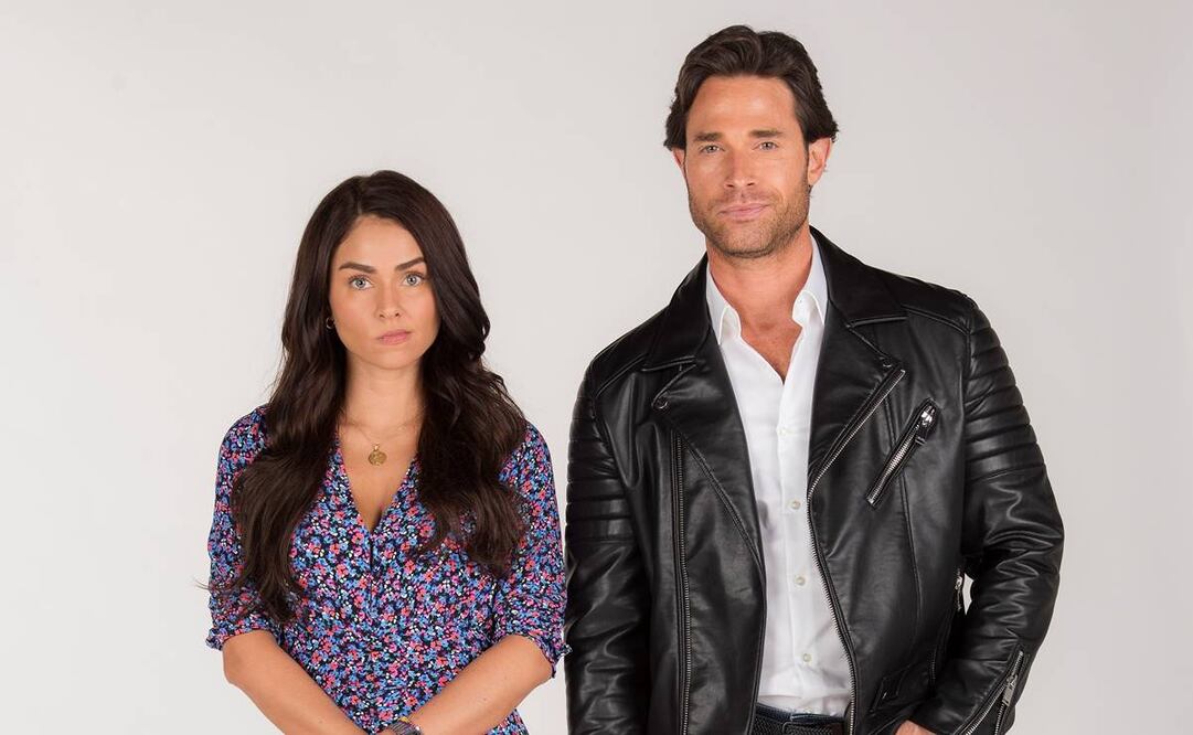 Claudia Martín y Sebastián Rulli mientras posan en una sesión fotográfica para la nueva versión de la telenovela "Los ricos también lloran" . Foto: EFE 