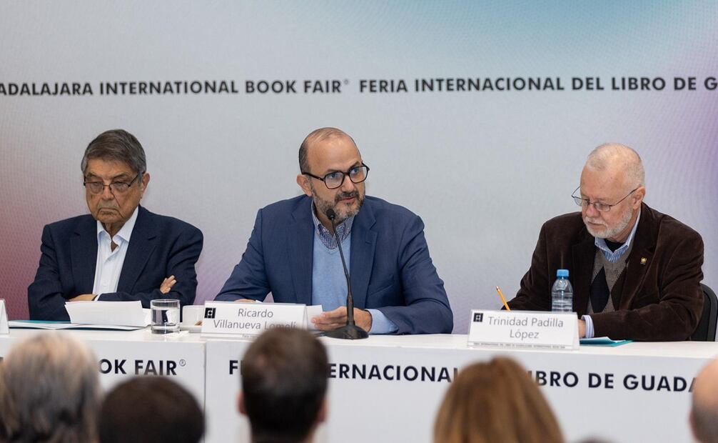 El rector de la Universidad de Guadalajara, Ricardo Villanueva Lomelí y la directora general de la FIL, Marisol Schulz, presentaron del Balance de la FIL Guadalajara 2024. Foto Hugo Salvador/ El Universal.