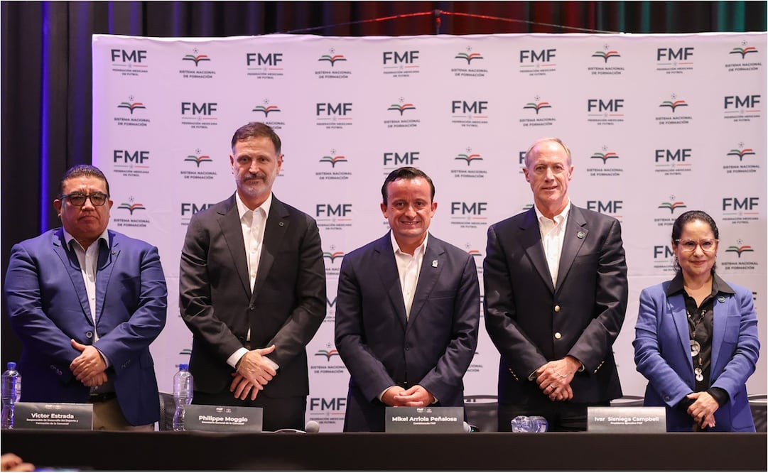 FOTO: CORTESÍA FMF - La Federación Mexicana de Futbol presenta el Nuevo Modelo de Formación de Directores Técnicos; quieren más técnicos nacionales