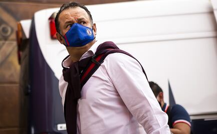 Cruz Azul, un irreconocible campeón