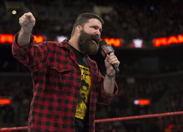 Legado de Mick Foley en Hell In A Cell, difícil que lo superen
