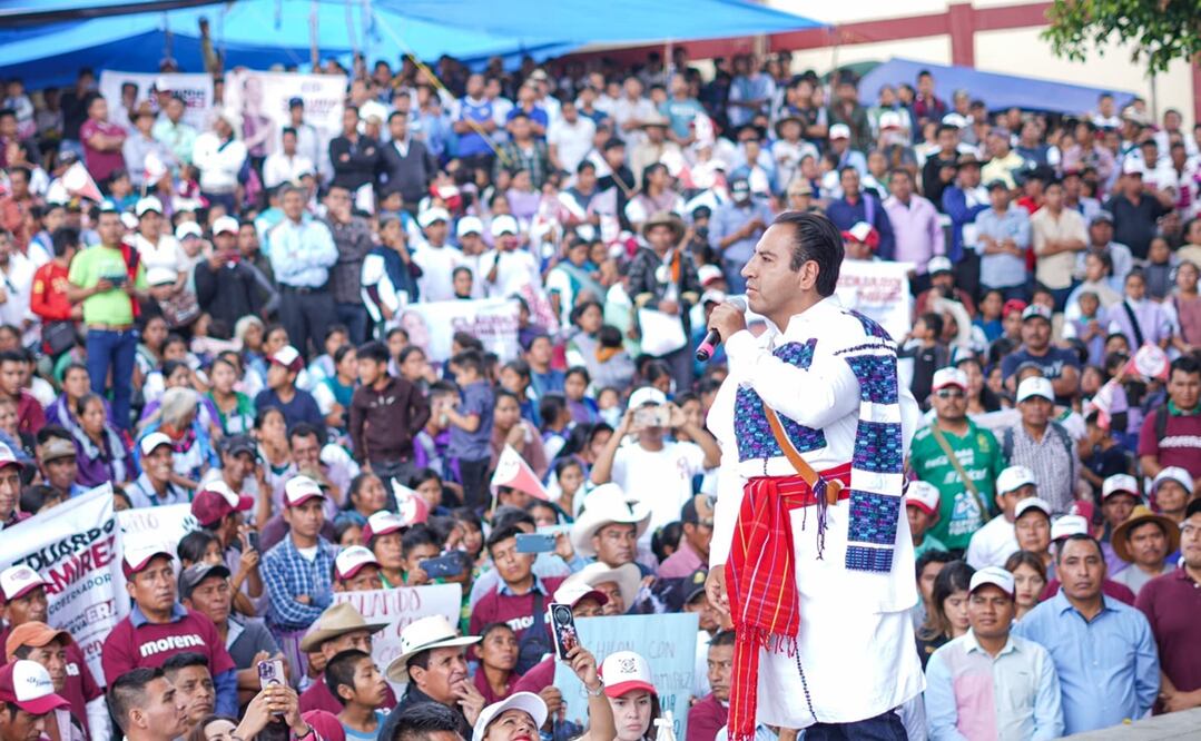 El candidato a la gubernatura por la coalición "Sigamos haciendo historia en Chiapas" visitó el municipio de San Juan Cancuc. Foto: Facebook