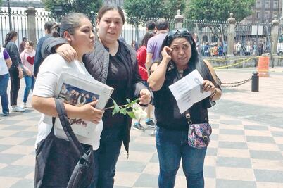 Rezan, lloran y hacen misa por Fabio Melanitto