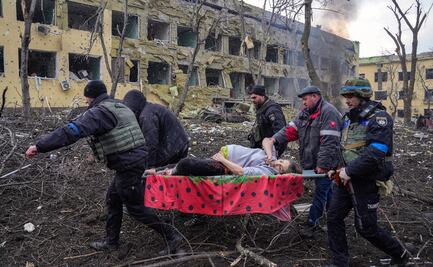 Foto ganadora del World Press Photo, imagen del ataque ruso en Ucrania que Moscú dijo que era ”fake”