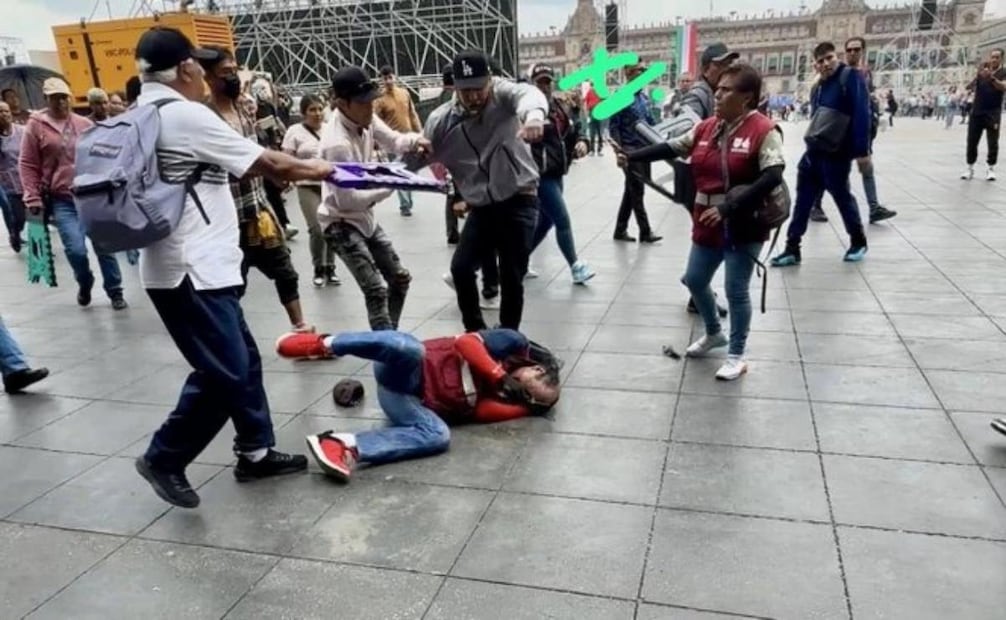 Tres trabajadores del Gobierno de CDMX aún en observación médica.
Foto: Especial.
