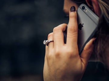 Cómo saber de quién es un número de teléfono sin llamar