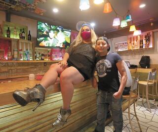 Drag queen cambia de show en Zona Rosa por la pandemia