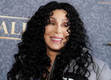Cher solicita la tutela legal de su hijo Elijah, alega problemas de salud mental y abuso de sustancias