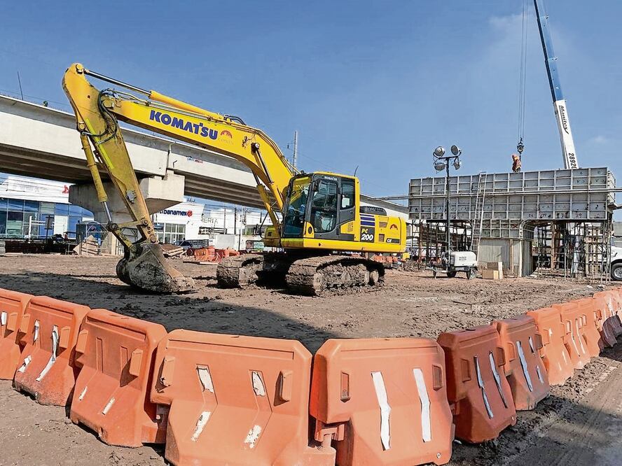 La Inversión Fija Bruta, que comprende el gasto en maquinaria y equipo, así como en construcción logró un incremento mensual de 0.5% en julio pasado.