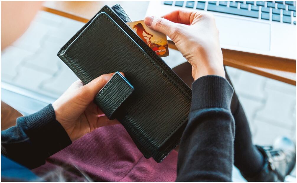 El uso de métodos de pago seguros reduce el riesgo de un fraude al comprar paquetes de viaje. Foto: Pixabay