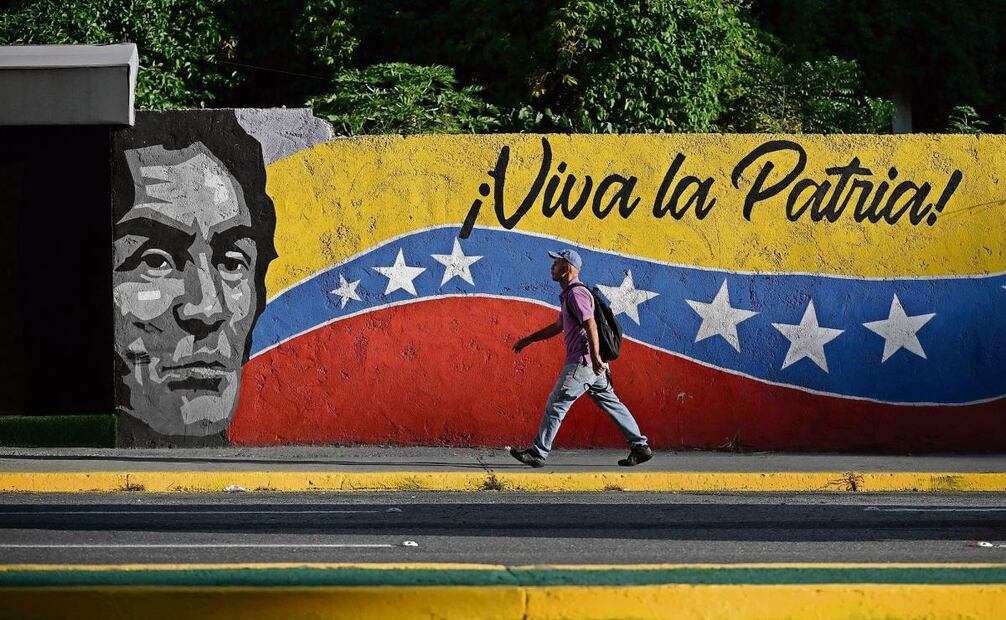 El juez federal de distrito, Edward Chen, aseguró que el gobierno no logró identificar ningún “daño real que se contraponga a continuar el TPS para los beneficiarios venezolanos”. Foto: Federico Parra | AP (08/01/2025)