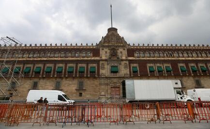 Último informe de Gobierno de AMLO: Instalan vallas metálicas en Palacio Nacional