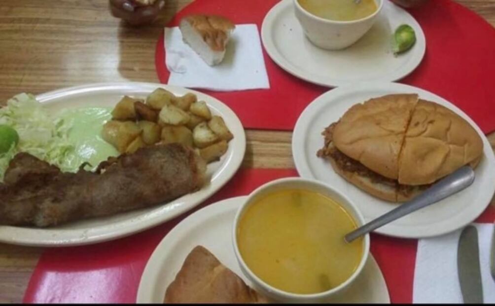 Ven a comer a La Casa del Pavo, donde siempre es Navidad