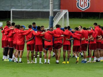 La Selección de Costa Rica canceló su último amistoso antes del Mundial por un problema de pasaportes