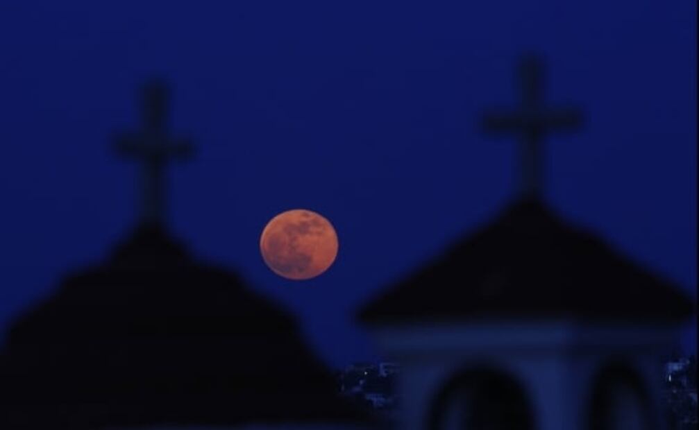 Superluna y Eclipse lunar de sangre: científico del IPN habla del fenómeno astronómico