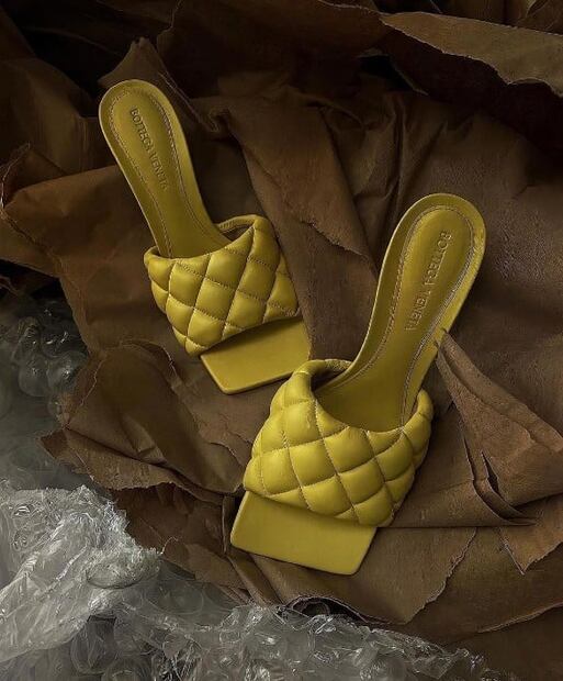Sandalias que serán tendencia en primavera-verano 2022