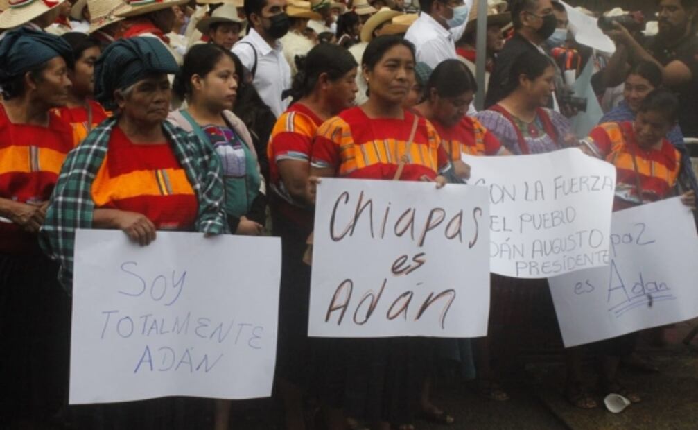 No estamos militarizando el país, afirma Adán Augusto López en su visita al congreso de Chiapas