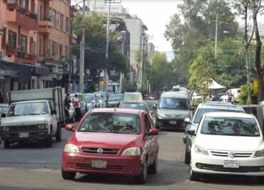 Autos con engomado rosa no circulan este martes, 2 de noviembre