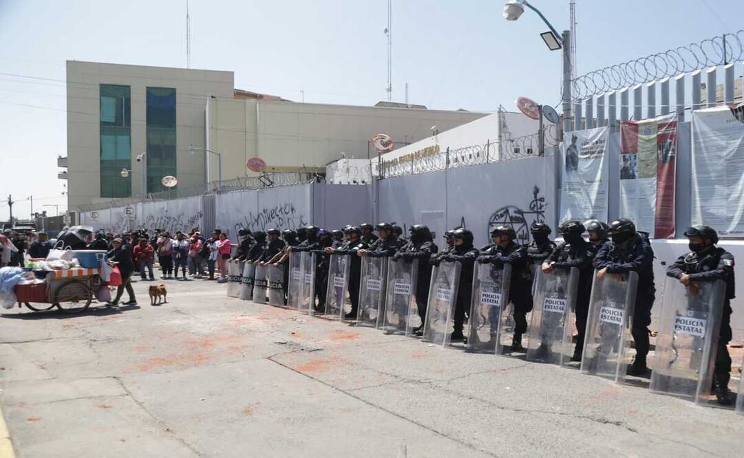 Penal de Chalco bajo custodia policial tras disturbios. Foto: Carlos Mejía