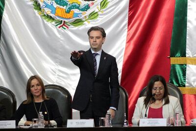 Nuño acusa "demagogia" ante críticas en comparecencia