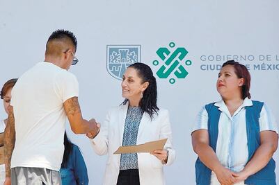 Dan 215 mdp para mejorar viviendas