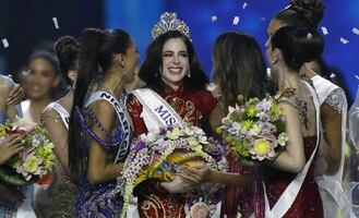 Sheinbaum celebra triunfo de Fátima Bosch en Miss Universo; cuestiona el concurso de belleza