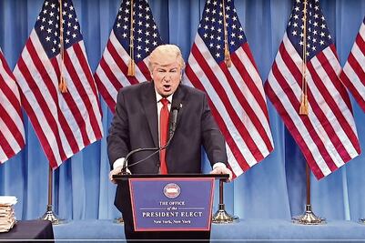 Critican a Trump y se alejan de él 