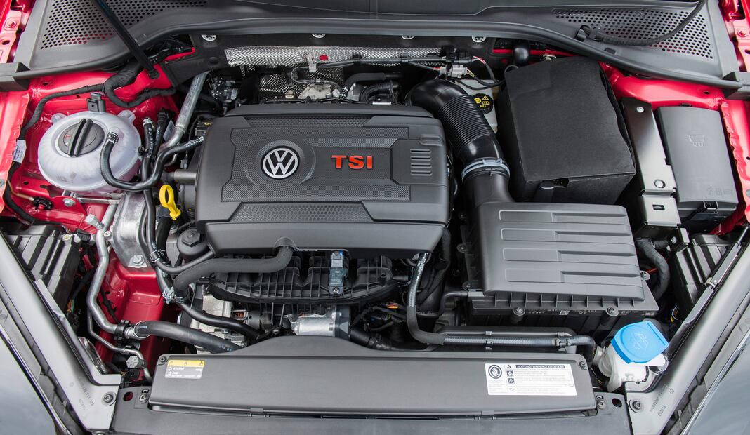 Estos son los significados de las siglas más comunes en los autos.