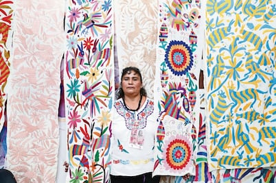 Presentan queja contra Nestlé ante la CNDH tras “pirateo” de artesanía