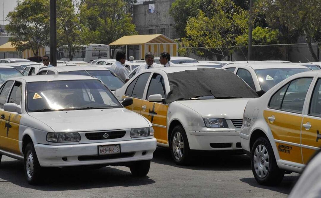 Taxistas acusan al gobierno federal de favorecer a apps para trabajar sin permisos. Foto ilustrativa: Archivo/EL UNIVERSAL 