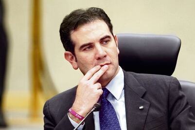 “Tiempos de persecución política”, responde Córdova tras advertencia de Adán Augusto