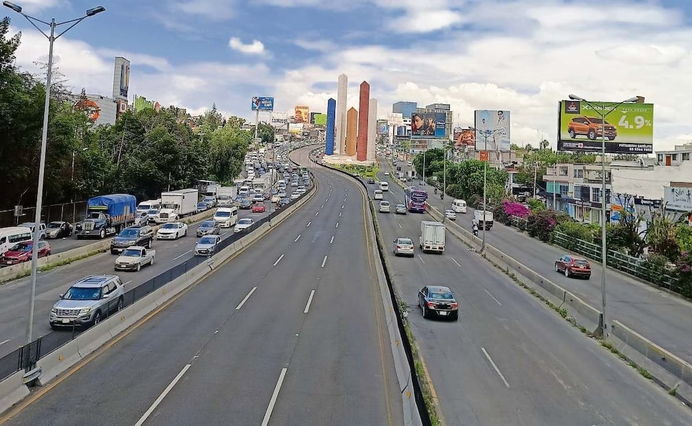 La rehabilitación de estos tramos del Anillo Periférico durará alrededor de 40 días. Foto: Gisela González / EL UNIVERSAL