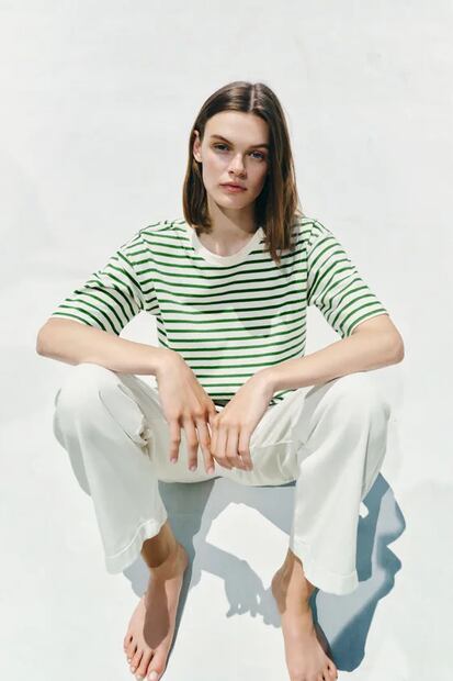 Así se llevan los pantalones blancos este verano