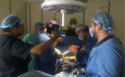 Realizan cirugía con luz de celulares en hospital de Villahermosa por apagón 