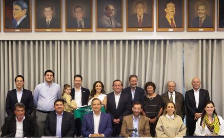 FMF reconoce el legado de Yon de Luisa con homenaje oficial; ingresa al Salón de Presidentes