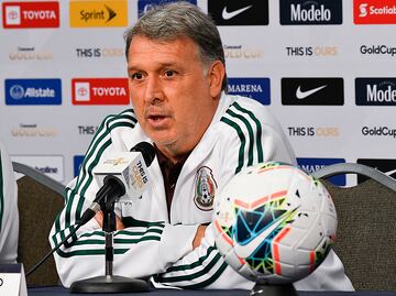Raúl Jiménez es el delantero más importante del futbol mexicano: Gerardo Martino